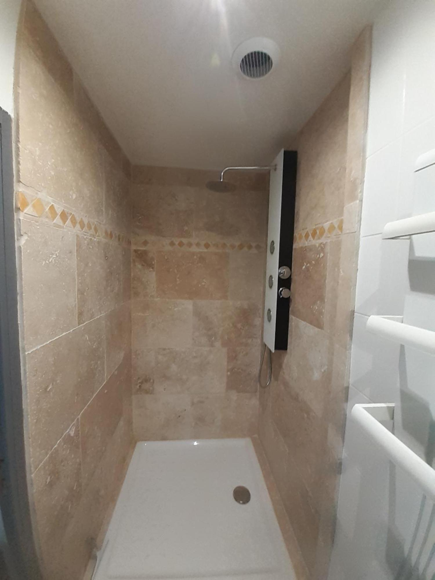 B&B Gite D'Ayran Saint-Quentin-la-Poterie Exterior photo